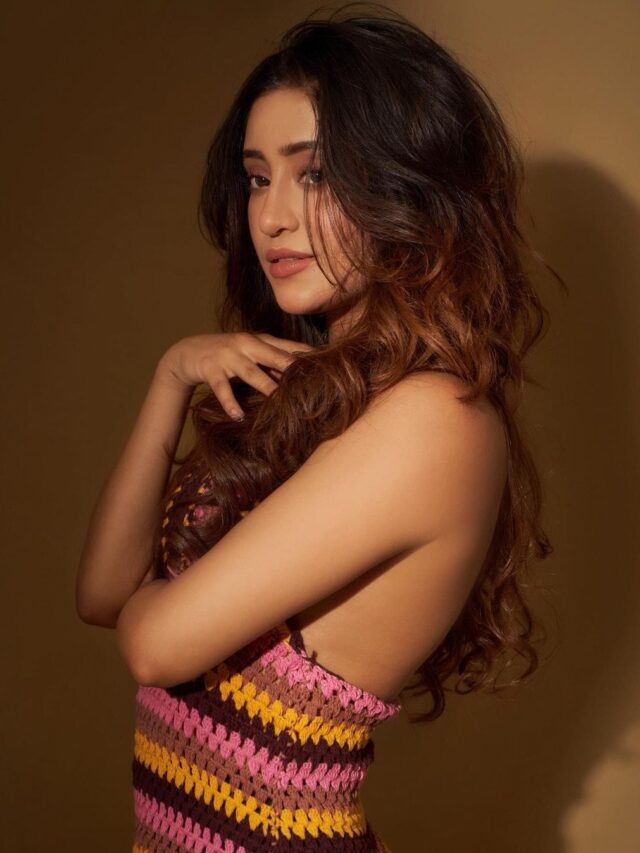 Shivangi Joshi का खूबसूरत अंदाज